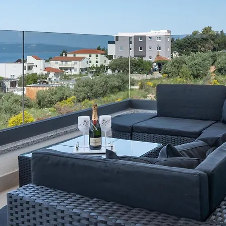 Luxury Sea View Levin Apartment