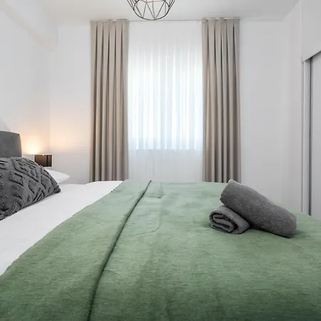 Luxury Sea View Levin